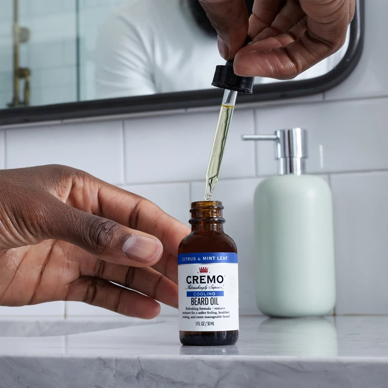 Cremo Cooling Beard Oil Citrus & Mint Leaf 3 Cremo Cooling Beard Oil Citrus & Mint Leaf – Image 3