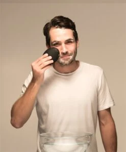 FOREO Luna™ 3 For Men -Produits De Soins foreo luna 3 for men brosse nettoyante visage de voyage 4