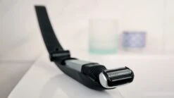 Philips Bodygroom Series 5000 BG5020/15 -Produits De Soins philips bodygroom series 5000 bg5020 15 tondeuse corps waterproof pour homme 4