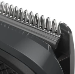 Philips Multigroom Series MG5730/15 -Produits De Soins philips multigroom series mg5730 15 tondeuse corps 3