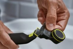 Philips OneBlade Pro 360 QP6541/15 14 Philips OneBlade Pro 360 QP6541/15 -Produits De Soins philips oneblade pro 360 qp6541 15 tondeuse corps 2