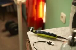 Philips OneBlade QP2724/30 -Produits De Soins philips oneblade qp2724 30 tondeuse barbe 2